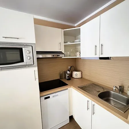 T2 Avec Piscine Et Acces Prive A La * Sanary-sur-Mer
